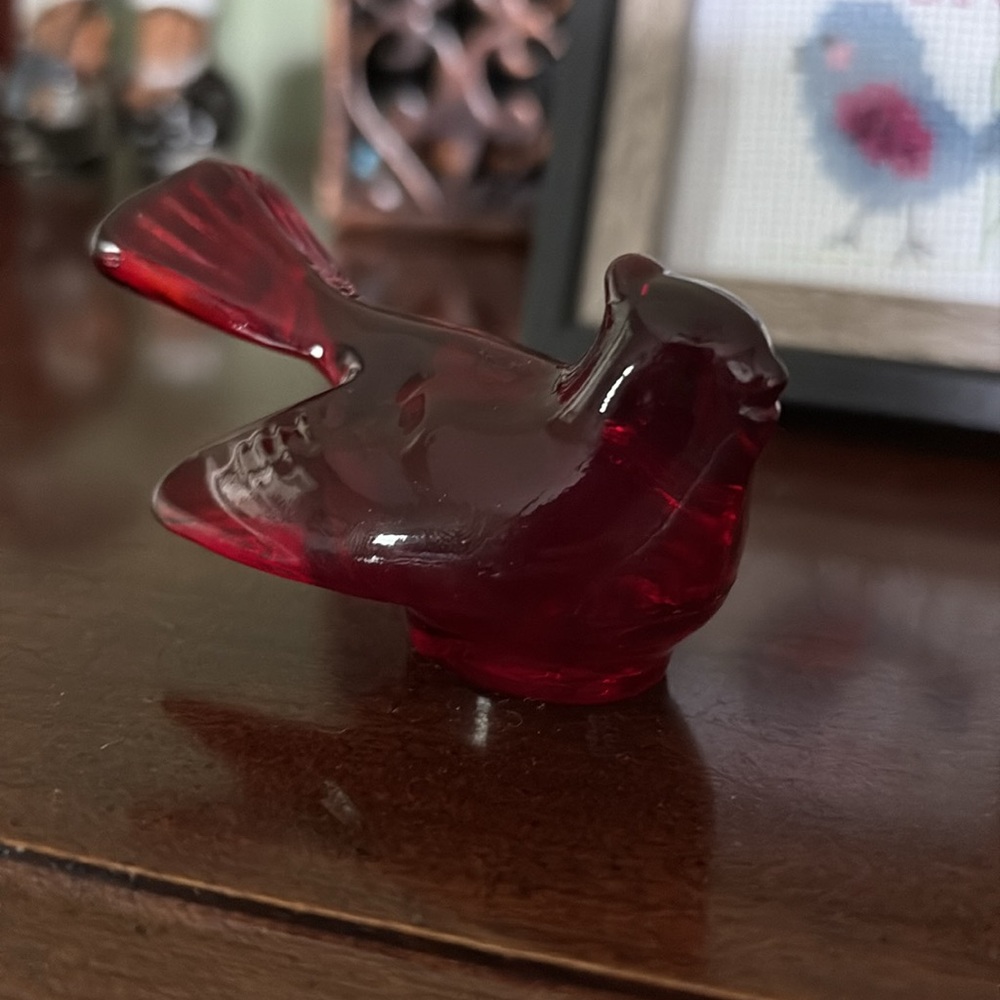 Mosser Red Glass Bird Figurine - Picture 2 of 4